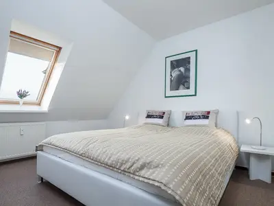 1. Schlafzimmer