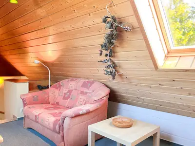 Wohnzimmer mit Sofa