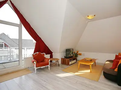 Wohnzimmer mit Blick zur Terrasse