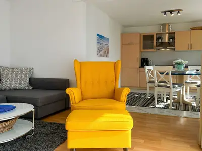 Wohnzimmer mit Blick zum Essbereich