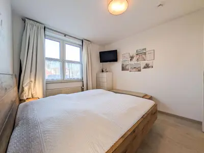 Doppelbett im Schlafzimmer