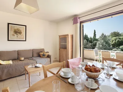 DiningRoom DiningRoom