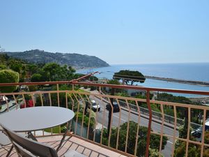 23954530-Ferienwohnung-5-Bordighera-300x225-4