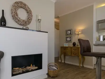 Wohnzimmer mit Kamin