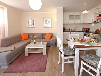 Ferienwohnung für 4 Personen (60 m²) in Börgerende 8/10