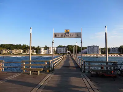 Ferienwohnung für 5 Personen (75 m²) in Börgerende-Rethwisch 9/10