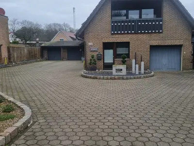 Hofeinfahrt zur Ferienwohnung Eiselt