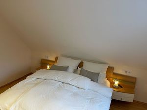 23982506-Ferienwohnung-4-Borkum-300x225-5