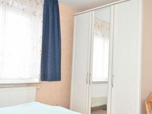 23993870-Ferienwohnung-4-Borkum-300x225-5