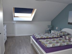 23993867-Ferienwohnung-4-Borkum-300x225-3