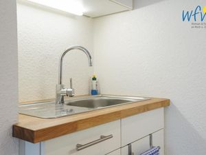 23922483-Ferienwohnung-2-Borkum-300x225-5