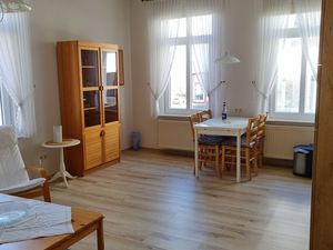 23882026-Ferienwohnung-3-Borkum-300x225-4