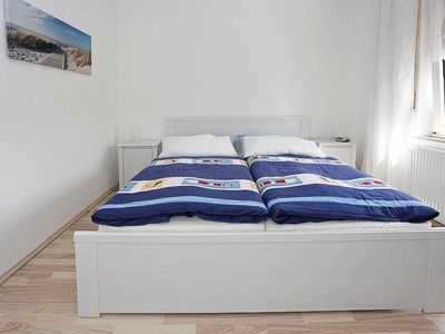 Schlafzimmer mit Doppelbett