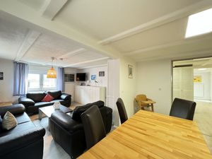 23907914-Ferienwohnung-6-Borkum-300x225-2