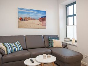 23959921-Ferienwohnung-2-Borkum-300x225-3