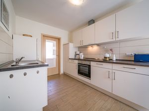 23967836-Ferienwohnung-4-Borkum-300x225-4