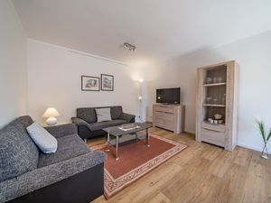 23967842-Ferienwohnung-4-Borkum-300x225-1