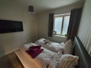 23898073-Ferienwohnung-2-Borkum-300x225-3