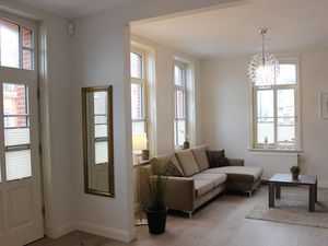 23898061-Ferienwohnung-2-Borkum-300x225-4