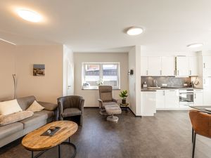 23898080-Ferienwohnung-4-Borkum-300x225-3