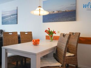 23827888-Ferienwohnung-4-Borkum-300x225-5