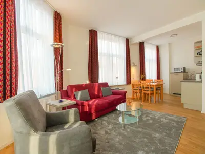 Block auf Sessel, Spfa und Küchenzeile