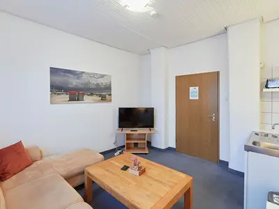 Wohnbereich mit kleiner Teestation