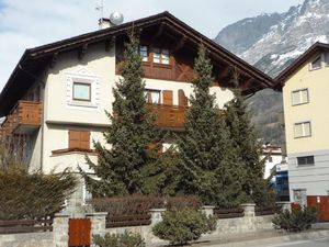 23532316-Ferienwohnung-4-Bormio-300x225-0