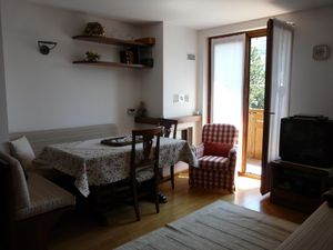 23532316-Ferienwohnung-4-Bormio-300x225-1