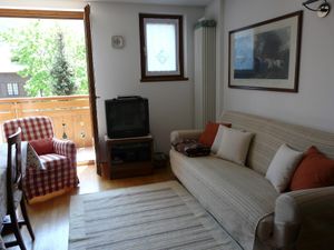 23532316-Ferienwohnung-4-Bormio-300x225-2