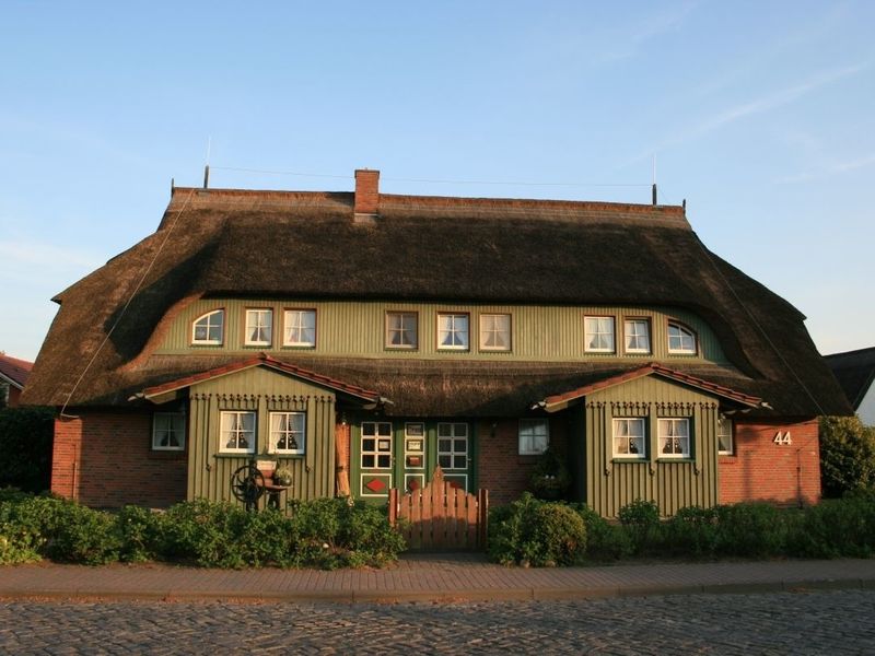 23112577-Ferienwohnung-3-Born am Darß-800x600-0