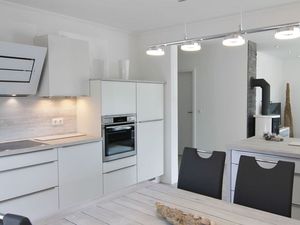 23922261-Ferienwohnung-6-Born am Darß-300x225-2