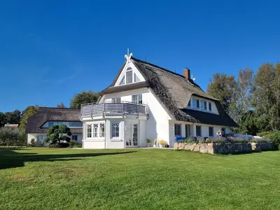 Ferienwohnung für 2 Personen (60 m²) in Born am Darß 1/10