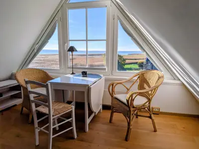 Essplatz mit Aussicht auf den Bodden