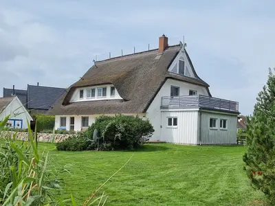 Hausansicht vom Bodden