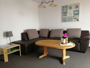 23328104-Ferienwohnung-3-Bornholt-300x225-1