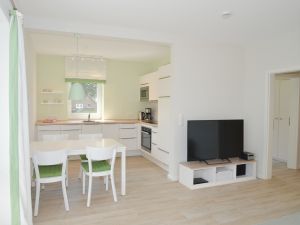 23328100-Ferienwohnung-3-Bornholt-300x225-1