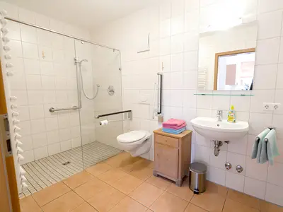 INSIDE, BATHROOM
