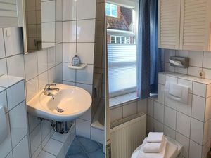 22077967-Ferienwohnung-2-Bosau-300x225-5