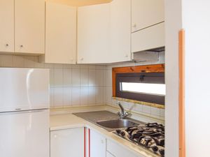 23747005-Ferienwohnung-4-Botricello-300x225-2