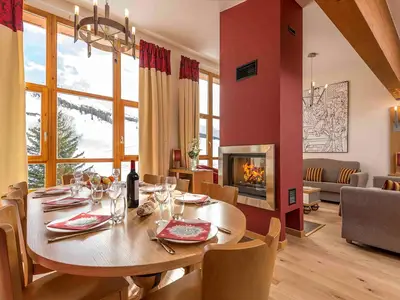 DiningRoom