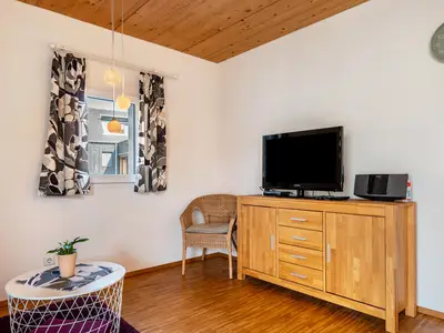 Photo, INSIDE, OUTSIDE