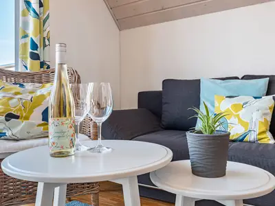 Photo, INSIDE, OUTSIDE