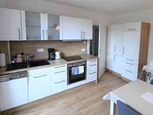 23185393-Ferienwohnung-4-Brakel-300x225-3