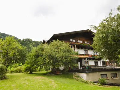 Außenseite Ferienhaus [Sommer]