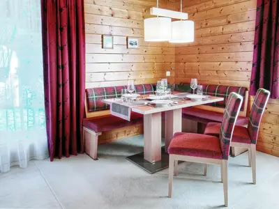 App. Gartenblick Wohnzimmer Essecke