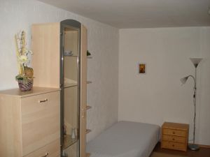 7141719-Ferienwohnung-4-Brand (Bayern)-300x225-5