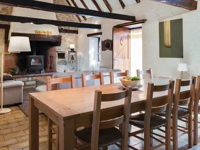 DiningRoom