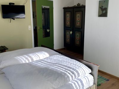 Ferienwohnung Wendelstein Schlafzimmer mit Doppelbett