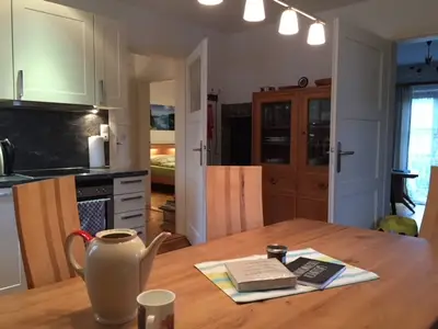 Bettinas Haus - Wohnung Wendelstein Wohnküche mit Eßtisch